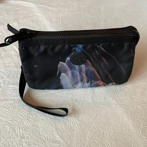 Kipling pouch/clutch